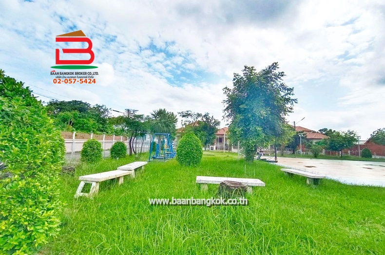 LINE_ALBUM_No. 011097หมู่บ้านฐานมั่นคงบงกช 7_251110_4