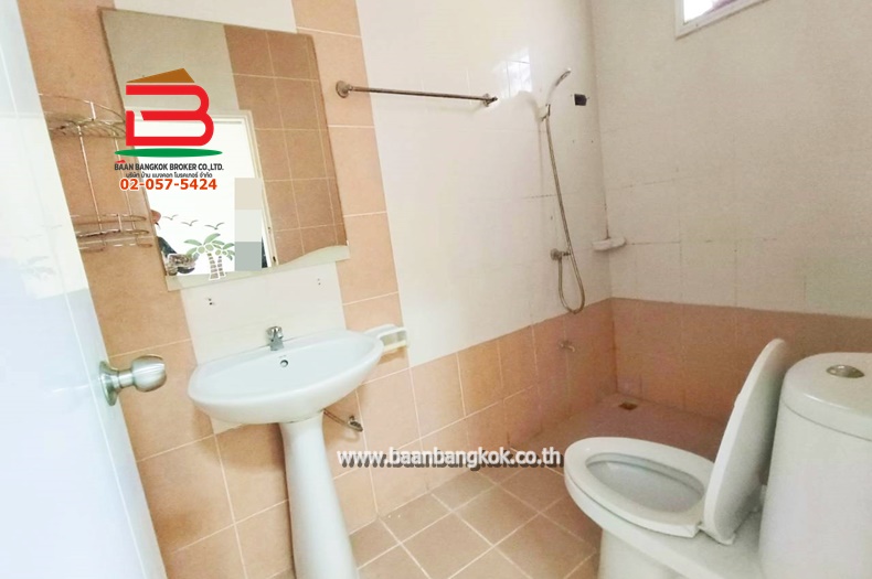 LINE_ALBUM_No. 011097หมู่บ้านฐานมั่นคงบงกช 7_251110_8