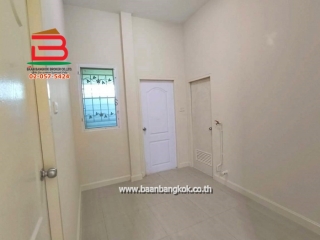 LINE_ALBUM_No. 011097หมู่บ้านฐานมั่นคงบงกช 7_251110_11