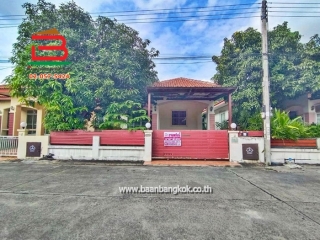 LINE_ALBUM_No. 011097หมู่บ้านฐานมั่นคงบงกช 7_251110_20