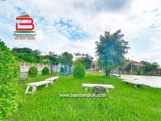 LINE_ALBUM_No. 011097หมู่บ้านฐานมั่นคงบงกช 7_251110_4