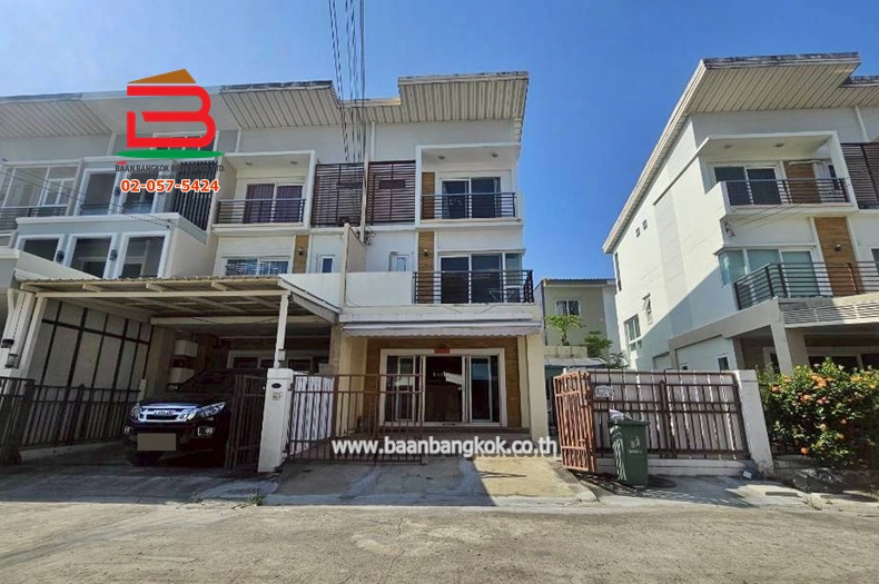 ทาวน์โฮม ศุภาลัย วิลล์ พหลโยธิน 52 (ซ.พหลโยธิน 52 แยก 27) เนื้อที่ 36 ตรว. (ใกล้ตลาดยิ่งเจริญ) ถนนพหลโยธิน แขวงคลองถนน เขตสายไหม