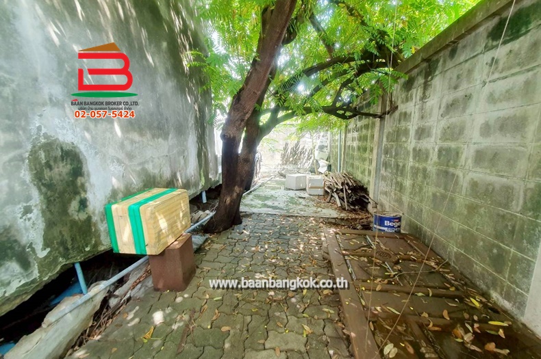 LINE_ALBUM_011143 ม.ร่มฤดี น่มเกล้า_251011_1