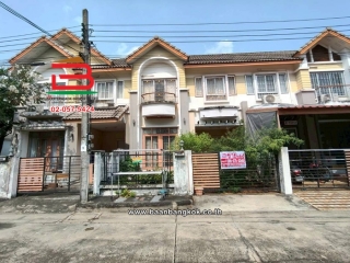 11422, ทาวน์เฮาส์ การ์เด้น สวีท ดิ อินดี้ โฮม (ใกล้ตลาดน้ำขวัญเรียม) เนื้อที่ 20.7 ตรว. ถนนราษฎร์พัฒนา เขตสะพานสูง 