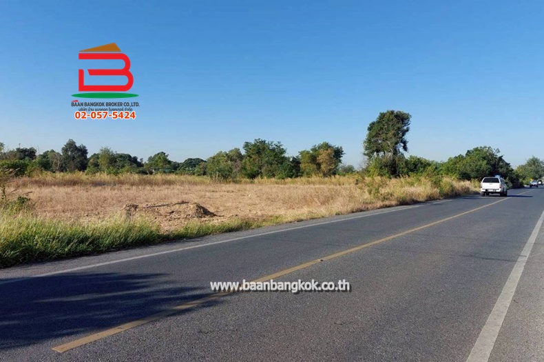 ที่ดินเปล่า เนื้อที่ 12-3-92.7 ไร่ ติดถนน Highway เส้น 3225 และ 3050 (ใกล้วัดพะเยาว์) ตำบลศาลารีไทย อำเภอเสาไห้ สระบุรี