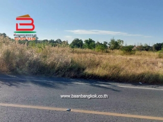 LINE_ALBUM_No.011382ที่ดินเปล่า 12-3-92.7ไร่ ต.ศาลารีไทย .ต้น_251208_18