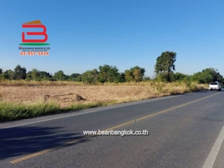 LINE_ALBUM_No.011382ที่ดินเปล่า 12-3-92.7ไร่ ต.ศาลารีไทย .ต้น_251208_19