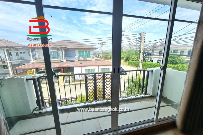 LINE_ALBUM_09235ม.ภัสสร สาย 4 พุทธมณฑล 65.5ตรว หลังมุม_๒๔๐๒๒๐_26