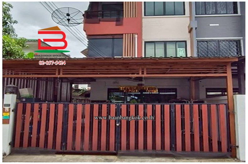ทาวน์โฮม หมู่บ้านชุมชนทอส. 9 (ซอยพหลโยธิน 64) เนื้อที่ 30.5 ตรว. ใกล้โรงพยาบาล บี.แคร์ เมดิคอลเซ็นเตอร์ ถนนพหลโยธิน ตำบลคูคต อำเภอลำลูกกา จังหวัดปทุมธานี