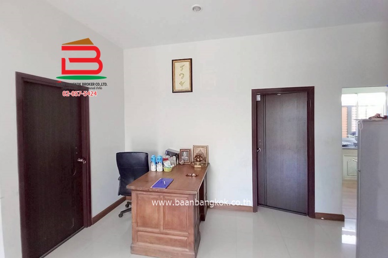 LINE_ALBUM_No.011381บ.ด68ตรว.บ้านฐานมั่นคง 15 คลองหลวง [ต้น]_251201_13