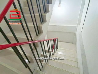 LINE_ALBUM_No.11276 อาคารพาณิชย์ ลาดพร้าว_251208_18