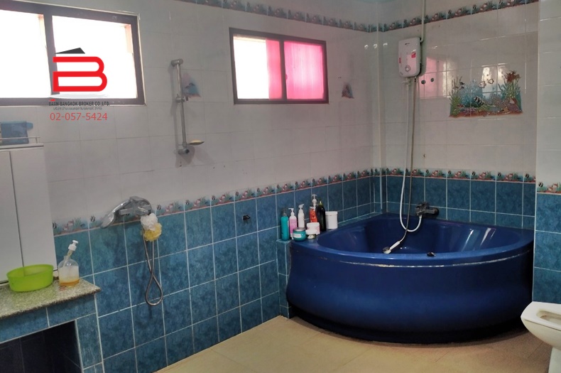 12LINE_ALBUM_No.06913ตึกตลาดสี่มุมเมืองซอย11ข90ตรว_211105_1513