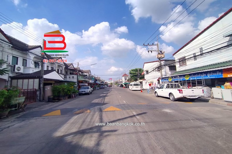 LINE_ALBUM_เพิ่มรูปบ้านฟ้ารังสิตคลอง4_๒๒๐๓๒๓_1