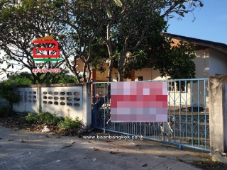 11467, บ้านเดี่ยว โครงการ เฉลิมพรรณ อู่ทอง-ท่าพระ เนื้อที่ 57 ตารางวา ใกล้หอนาฬิกาบรรหารแจ่มใส ถนนอู่ทอง-บ้านไร่ (สาย 333) ตำบลอู่ทอง อำเภออู่ทอง จังหวัดสุพรรณบุรี 