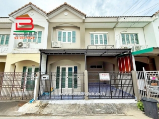 11053, ทาวน์โฮม หมู่บ้าน บัวทองธานี เฟส18 เนื้อที่ 18 ตรว. ถนนกาญจนาภิเษก ตำบลบางบัวทอง อำเภอบางบัวทอง นนทบุรี