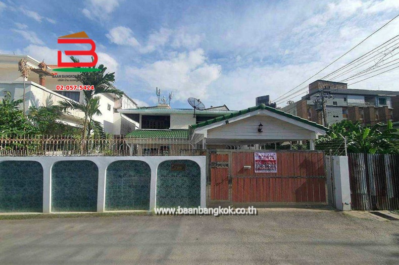 บ้านเดี่ยว 2 ชั้น ซอยสุขุมวิท 65, ซอยชัยพฤกษ์ แยก 2 เนื้อที่ 65 ตร.ว. ถนนสุขุมวิท เขตพระโขนง