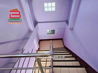 LINE_ALBUM_N.11310 บ้าน+ตึกห้องเช่า 56 ตารางวางามมวล 9 แยก 2_251224_12