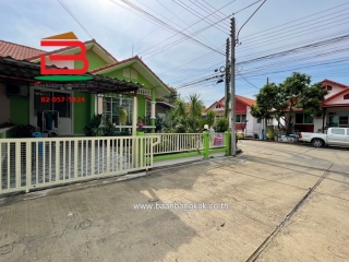 09406, บ้านเดี่ยว หมู่บ้าน ปิ่นฤทัย รังสิต-คลอง 7 หลังริม เนื้อที่ 37.8 ตรว. ถนนรังสิต-นครนายก ต.บึงบอน อ.หนองเสือ จ.ปทุมธานี