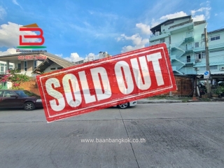 09781, ที่ดินเปล่า ซอยสัมมากร 1 เนื้อที่ 27 ตรว. ใกล้ตลาดบองมาเช่, วัดเสมียนนารี ถนนพหลโยธิน แขวงลาดยาว เขตจตุจักร กรุงเทพมหานคร