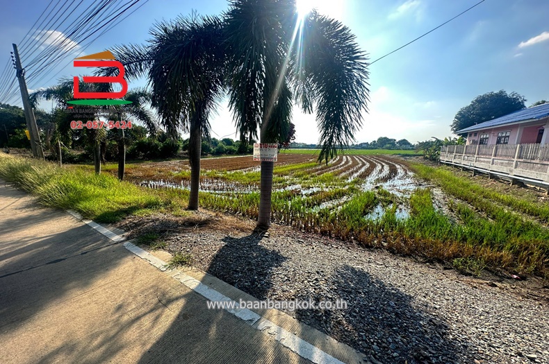 ที่ดินเปล่า บางคูรัด บางบัวทอง เนื้อที่ 12-2-7 ไร่ ใกล้หาดเติมรัก,คลองประปามหาสวัสดิ์ ถนนกาญจนาภิเษก ตำบลบางคูรัด อำเภอบางบัวทอง จังหวัดนนทบุรี