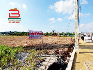 11168, ที่ดินเปล่า ติดถนนสาย ปท.3004 (ลำลูกกา-คลอง 7) เนื้อที่ 28-2-42.9 ไร่ ใกล้สามแยกไฟแดง เส้น 3004 ตำบลบึงคำพร้อย อำเภอลำลูกกา จังหวัดปทุมธานี   