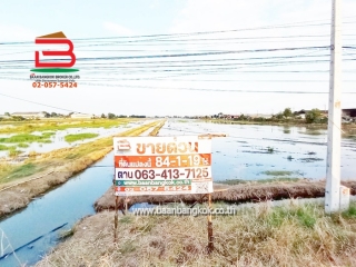 LINE_ALBUM_No.09863ที่ดินเปล่า84-1-19ไร่ติดถนนเลียบตะวันอ._240930_11