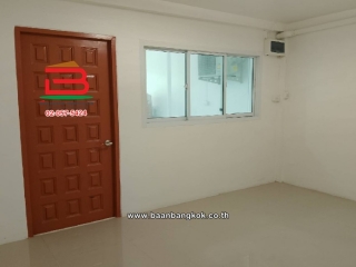 LINE_ALBUM_No.09951 TH. 16.6 ตรว. ซ.ไสวประชาราษฎร์ 7 (เอ๋)_241008_18