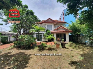 10112, บ้านเดี่ยว 2 ชั้น หมู่บ้าน สหกรณ์ 3 ( ซอยเลี่ยงเมืองปากเกร็ด 8) เนื้อที่ 103 ตรว. ถนนแจ้งวัฒนะ ตำบลบางพูด อำเภอปากเกร็ด จังหวัดนนทบุรี