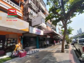 LINE_ALBUM_N.10312ตึกแถว17ตรวซ.ลาดหญ้า1_250120_29