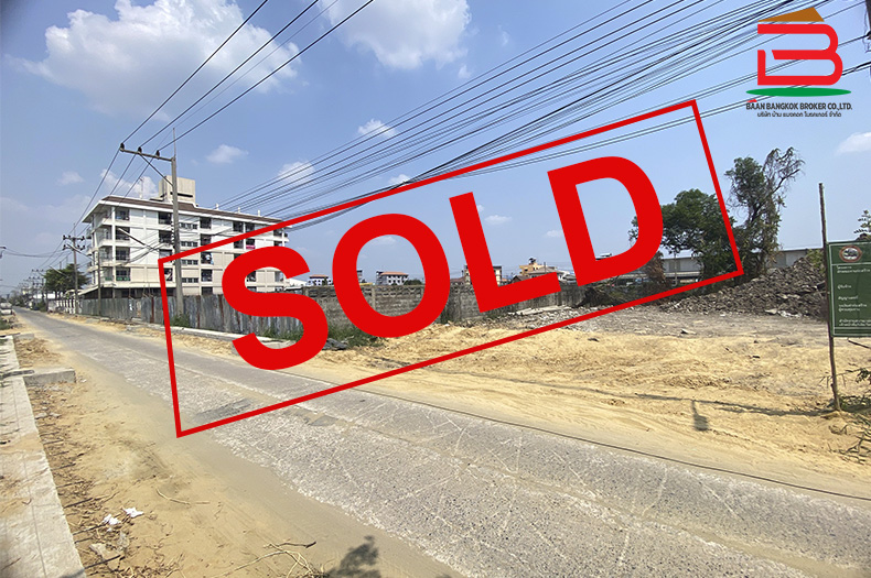 ที่ดินเปล่า รังสิต-นครนายก คลอง 1 (ซอยรังสิต-นครนายก 10) เนื้อที่ 100 ตรว. ถนนรังสิต-นครนายก ตำบลประชาธิปัตย์ อำเภอธัญบุรี จังหวัดปทุมธานี