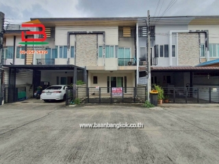 11616, ทาวน์โฮม หมู่บ้าน กัสโต้ สุขสวัสดิ์ 26 (ซ.พุทธบูชา 39, ซ.สุขสวัสดิ์ 30)  เนื้อที่ 21.20 ตรว. ถนนสุขสวัสดิ์ แขวงบางมด เขตทุ่งครุ