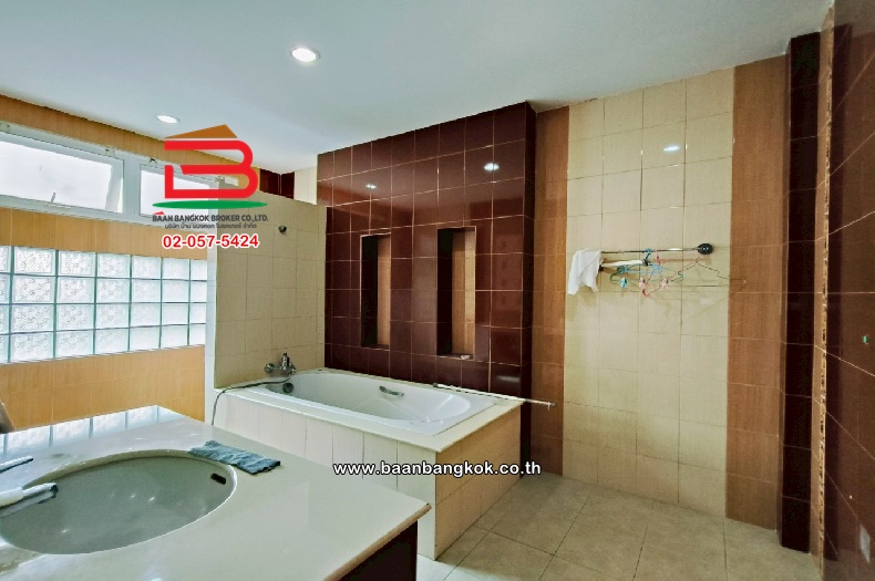 LINE_ALBUM_N.10423H.ลาดพร้าว 101 แยก42_250402_3