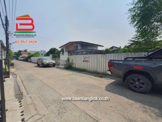 LINE_ALBUM_No.010528 ที่ดินเปล่าซ.ลาดพร้าว83_250331_13