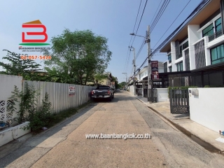 LINE_ALBUM_No.010528 ที่ดินเปล่าซ.ลาดพร้าว83_250331_14