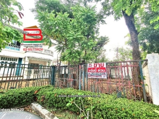 10406, บ้านเดี่ยว หมู่บ้าน มณียา มาสเตอร์พีซ รัตนาธิเบศร์ เนื้อที่ 149.5 ตารางวา ตำบลไทรม้า อำเภอเมืองนนทบุรี จังหวัดนนทบุรี 
