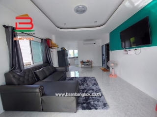 LINE_ALBUM_No.10396_250428_8
