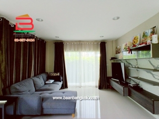 LINE_ALBUM_No.10657 H.มบ.ไลฟ์บางกอกฯ55.7 ว้า (เอ๋)_250513_22