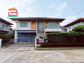 10657, บ้านเดี่ยว โครงการ ไลฟ์ บางกอก บูเลอวาร์ด รังสิต-คลอง 3 เนื้อที่ 55.7 ตรว. ถนนพหลโยธิน ตำบลประชาธิปัตย์ อำเภอธัญบุรี จังหวัดปทุมธานี