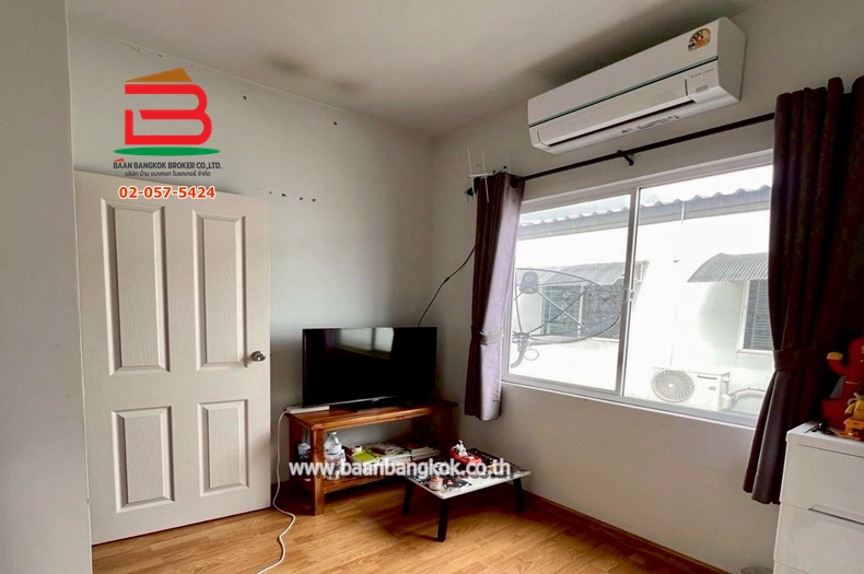 LINE_ALBUM_No.10751 TH.มบ.เดอะคัลเลอร์ฯ33.8 ว้า(เอ๋)_250602_16