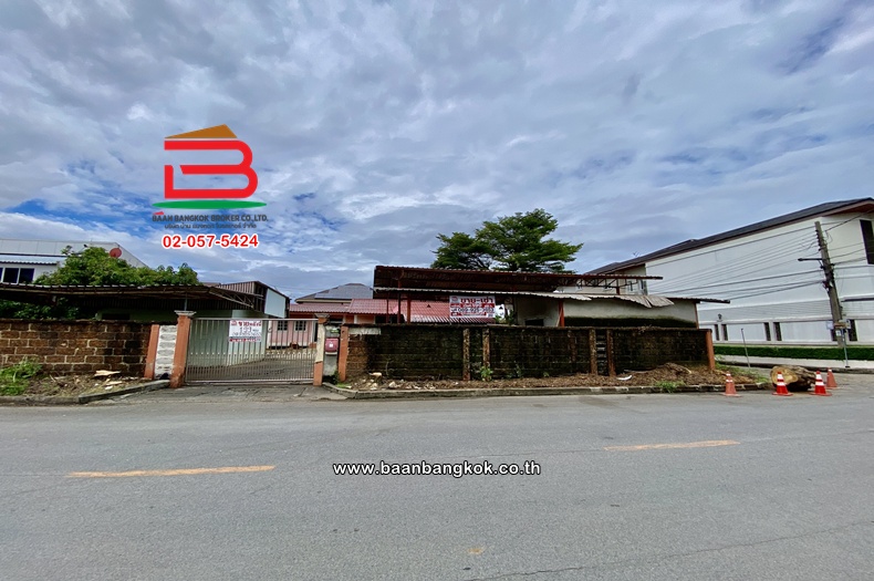 ขาย/เช่า ที่ดินพร้อมบ้าน เนื้อที่ 199 ตรว. ซอยเกษตร 9 (แจ้งวัฒนะ 14) ถนนแจ้งวัฒนะ แขวงทุ่งสองห้อง(สีกัน) เขตบางเขน กรุงเทพมหานคร