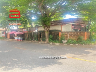 10799, ขาย/เช่า ที่ดินพร้อมบ้าน เนื้อที่ 199 ตรว. ซอยเกษตร 9 (แจ้งวัฒนะ 14) ถนนแจ้งวัฒนะ แขวงทุ่งสองห้อง(สีกัน) เขตบางเขน กรุงเทพมหานคร