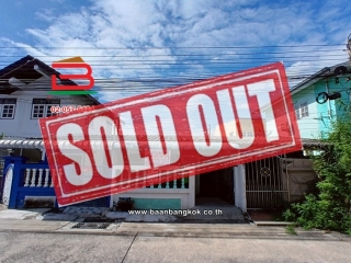 11447, ทาวน์เฮาส์ เนื้อที่ 14 ตร.ว. ซอยลำลูกกา 41, ใกล้รถไฟฟ้าสายสีเขียว(สถานีคูคต) ถนนพหลโยธิน ตำบลคูคต อำเภอลำลูกกา ปทุมธานี  
