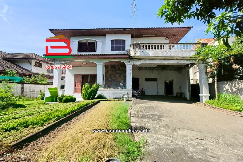 ที่ดินพร้อมสิ่งปลูกสร้าง งามวงศ์วาน 3 แยก 10, งามวงศ์วาน 9 แยก 13 เนื้อที่ 107 ตร.ว ตำบลบางกระสอ อำเภอเมืองนนทบุรี นนทบุรี  