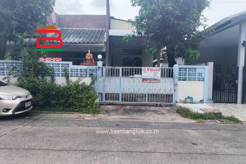 บ้านเดี่ยว โชคชัย 4 ซอย 36 เนื้อที่ 52 ตร.ว ใกล้เซ็นทรัลอีสต์วิลล์ แขวงลาดพร้าว เขตลาดพร้าว