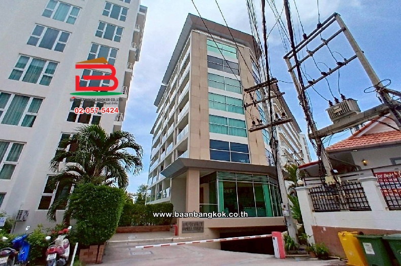 คอนโดมิเนียม ซันเซ็ท บูเลอวาร์ด เรสซิเด้นซ์ 1 (Sunset Boulevard Residence 1) เนื้อที่ 61.15 ตร.ม ซอยพระตำหนัก 4 แยก 4 ตำบลหนองปรือ อำเภอบางละมุง ชลบุรี 
