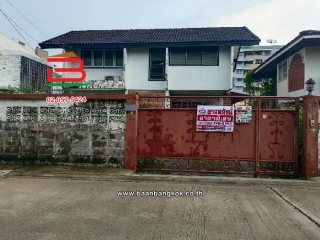 LINE_ALBUM_No.11030 ที่ดินพร้อมบ้าน ลาดพร้าว 69_250915_24