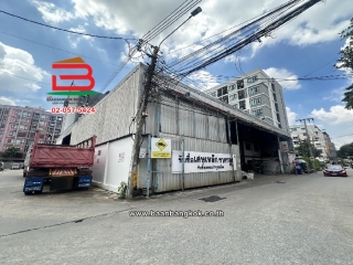 11132, ที่ดินพร้อมสิ่งปลูกสร้าง รัชดาภิเษก 36 แยก 11 เนื้อที่ 213 ตร.ว ใกล้มหาวิทยาลัยราชภัฏจันทรเกษม แขวงจันทรเกษม เขตจตุจักร กรุงเทพมหานคร    