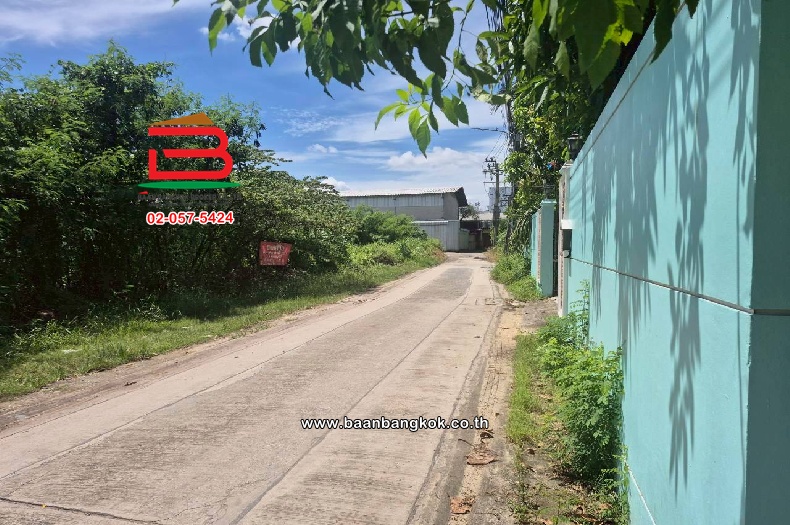 LINE_ALBUM_010813 ที่ดินถมแล้ว ซ.เพชรเกษม 68 แยก 31_251015_17