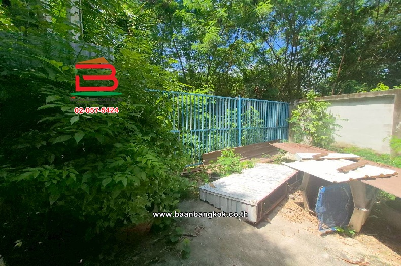 LINE_ALBUM_010813 ที่ดินถมแล้ว ซ.เพชรเกษม 68 แยก 31_251015_22