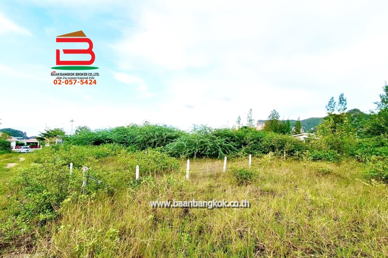 LINE_ALBUM_No.11263 LD. สามร้อยยอด 20 ประจวบฯ60 ว้า (เอ๋)_251027_17